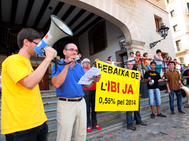 Imatge d'arxiu de la casserolada contra la pujada de l'IBI