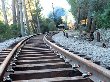 Un tram on s'han instal.lat els nous rails