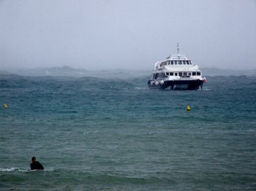 Estat que presentava la mar aquest dijous al Port.