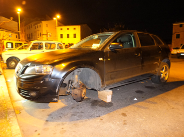 El cotxe havia de ser retirat avui de Teixidors