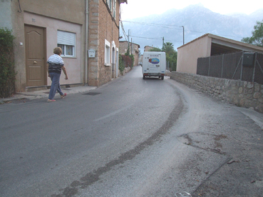 Les taques són un perill per als motoristes