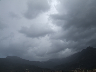 Una vista del cel d'avui migdia