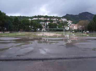 El Camp Infante Lois està cedit a precari a la Vila.