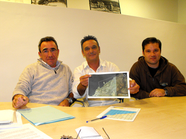 Els responsables del club que promouen la iniciativa.