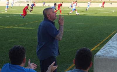 L'exentrenador durant un partit d'aquesta temporada.