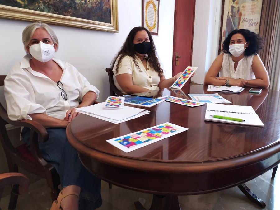 Pinya, Martínez i Castañer durant la presentació