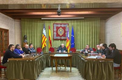 La reunió entre la plataforma reivindicativa i l'Ajuntament.