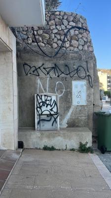 Una de les pintades ja esborrada
