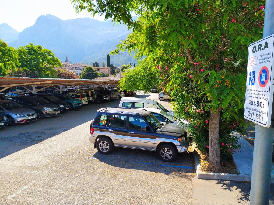 L'aparcament actual del carrer de Cetre.