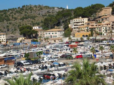 Al Port queden per renovar 95 concessions