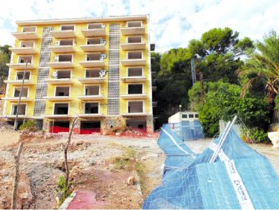 L'antic hotel Rocamar, en una imatge corresponent a l'any 2014.