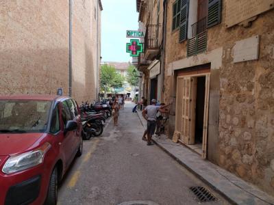 La seu, al carrer de Joan Baptista Ensenyat.