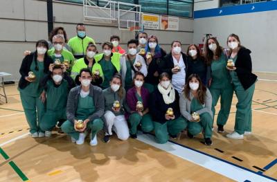 Un grup dels sanitaris que han participat al cribratge.