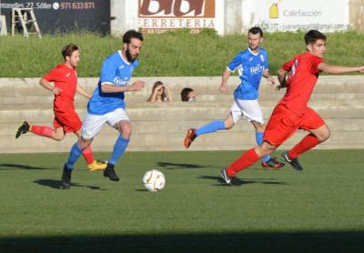 Una imatge del partit disputat ahir entre el Port de Sóller i l'Alaró.