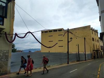 El solar que ocupava el desaparegut cinema Alcázar.