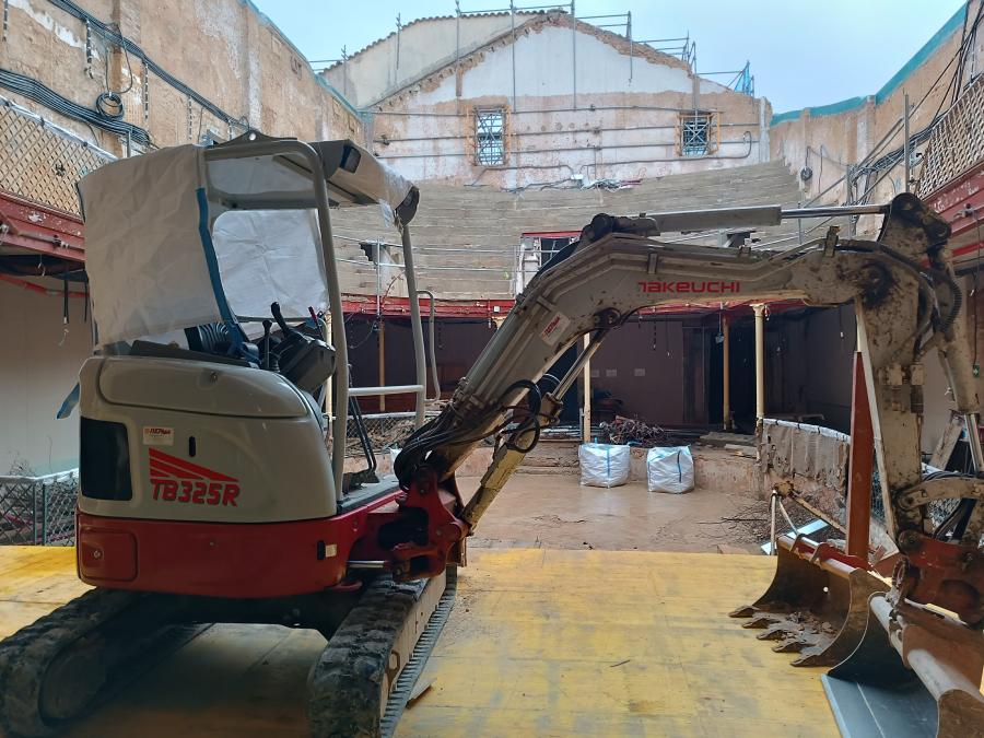 L'interior del Defensora Sollerense.