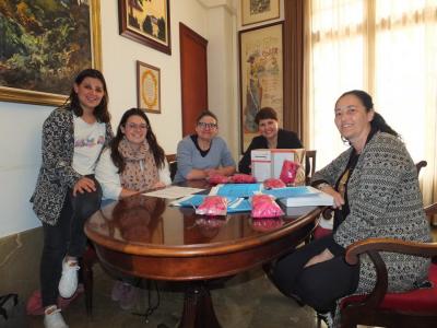 Representants de Can Dulce i l'Ajuntament, ahir