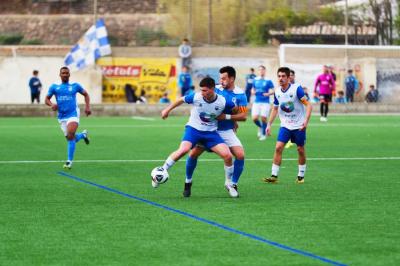 Una de les accions del derbi del passat dissabte.