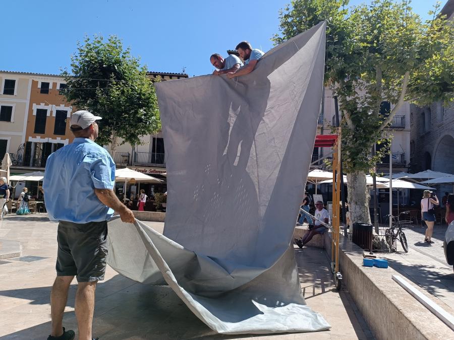 Operaris instal.lant l'ombreig, avui
