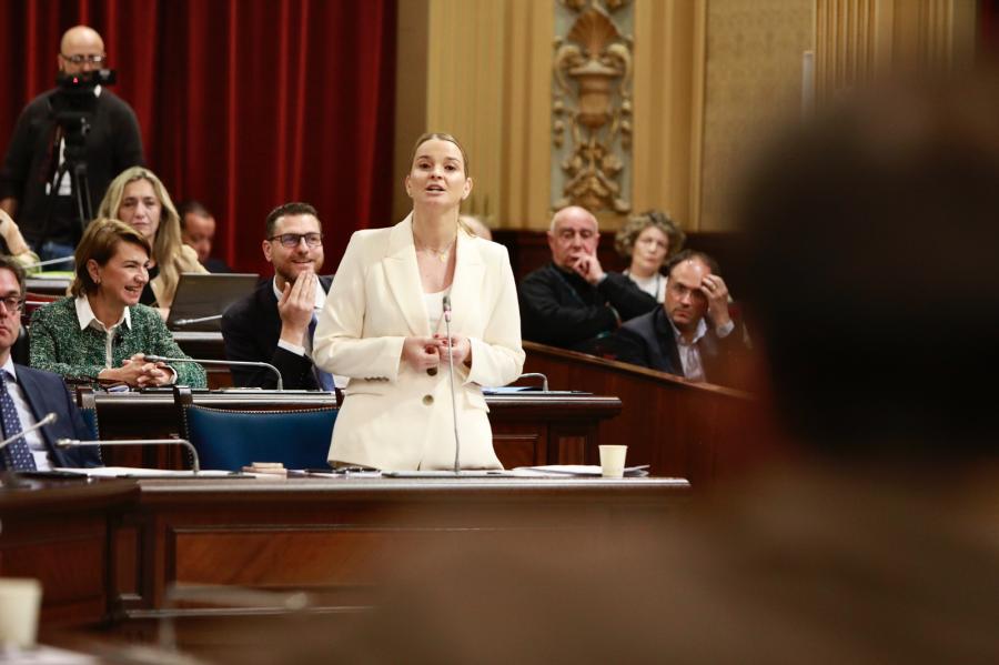 La presidenta Margalida Prohens