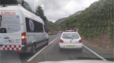 La cua que s'ha produït a la boca nord del Túnel.