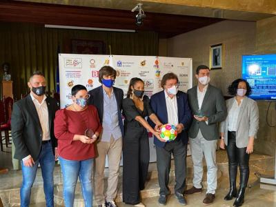 L'acte celebrat ahir a la Sala Magna de l'Ajuntament.