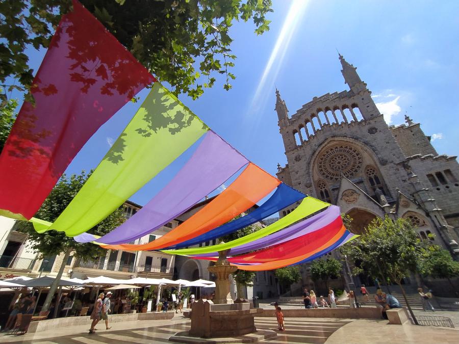 L'ombreig de color de la Plaça