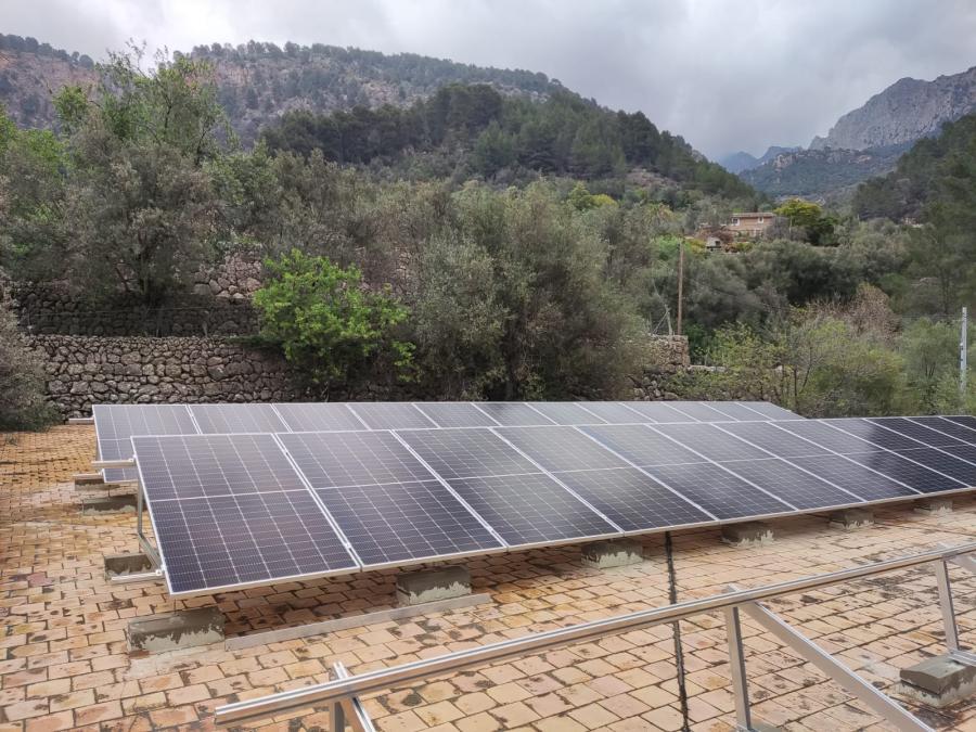 Un conjunt de plaques solars.