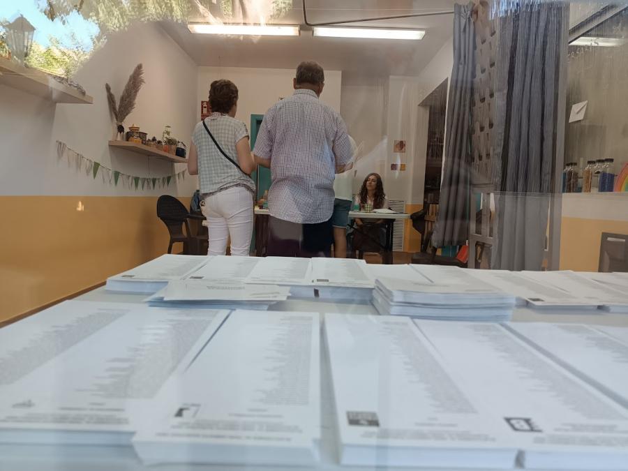Un col.legi electoral de Sóller, ahir