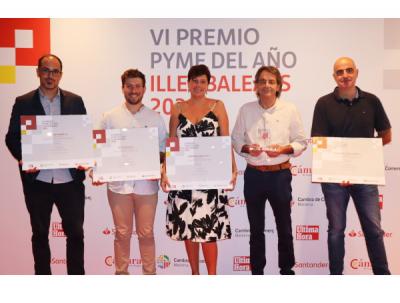 Fet a Sóller recollint el premi