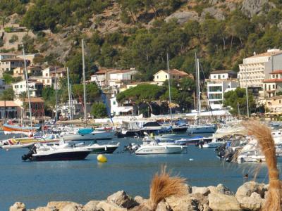 Barques fondejades al Port de Sóller