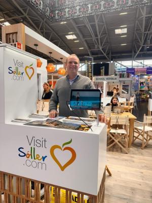 Lluís Rullan, a l'expositor de Sóller