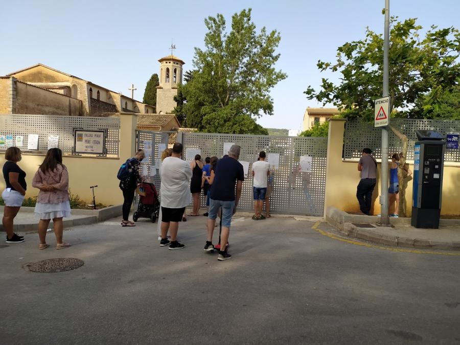 Accés a l'escola del Port