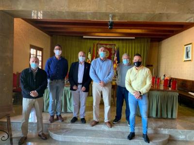 L'acte ha tengut lloc a la Sala Magna de l'Ajuntament.