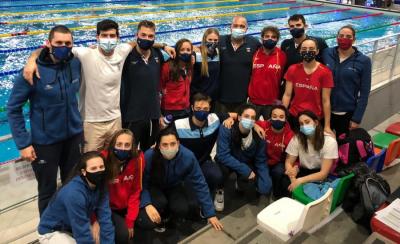 Pons, amb la resta de l'equip nacional que ha competit a Castelló.