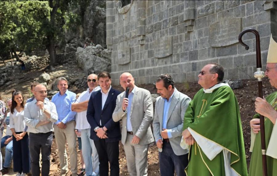 La inauguració del misteri, avui